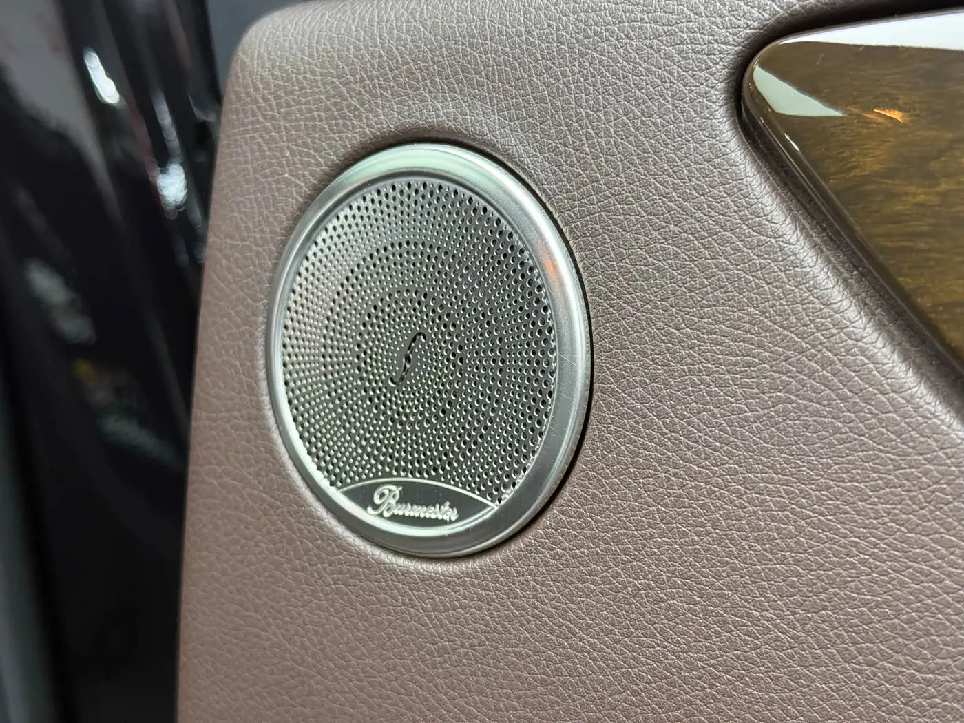 Mercedes-Benz GLS 2018 — Photo 19/20