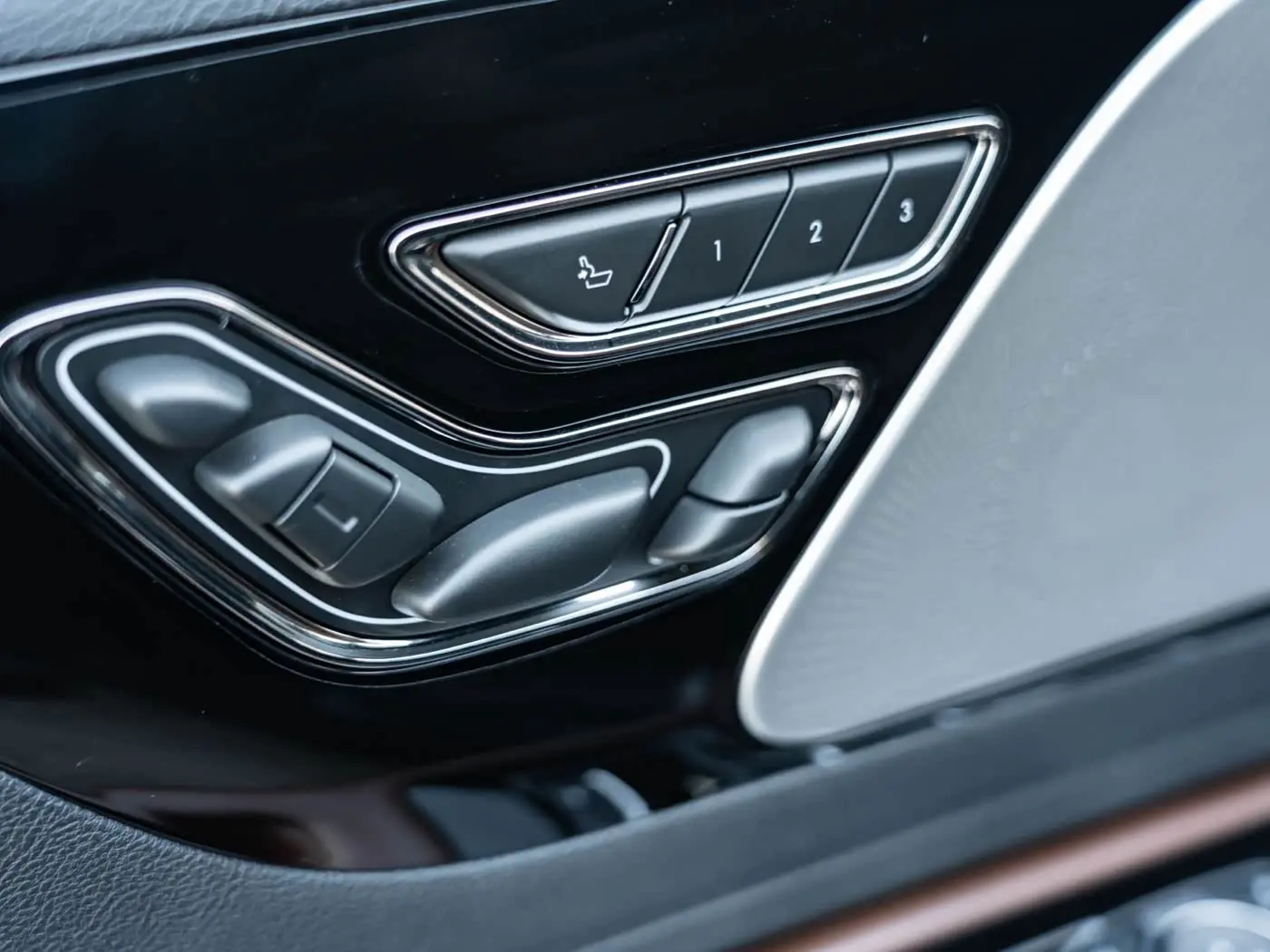 Lincoln Aviator 2021 — Şəkil 12/20