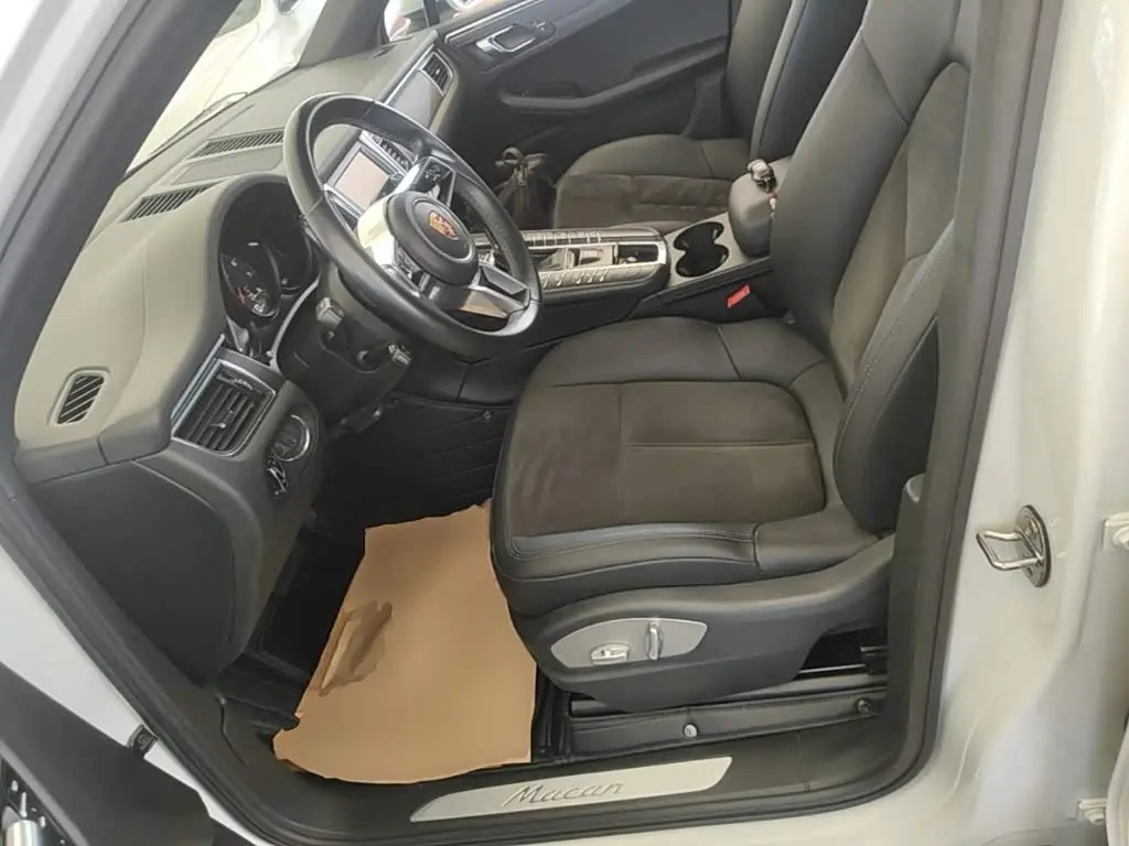 Porsche Macan 2015 — Фото 14/19