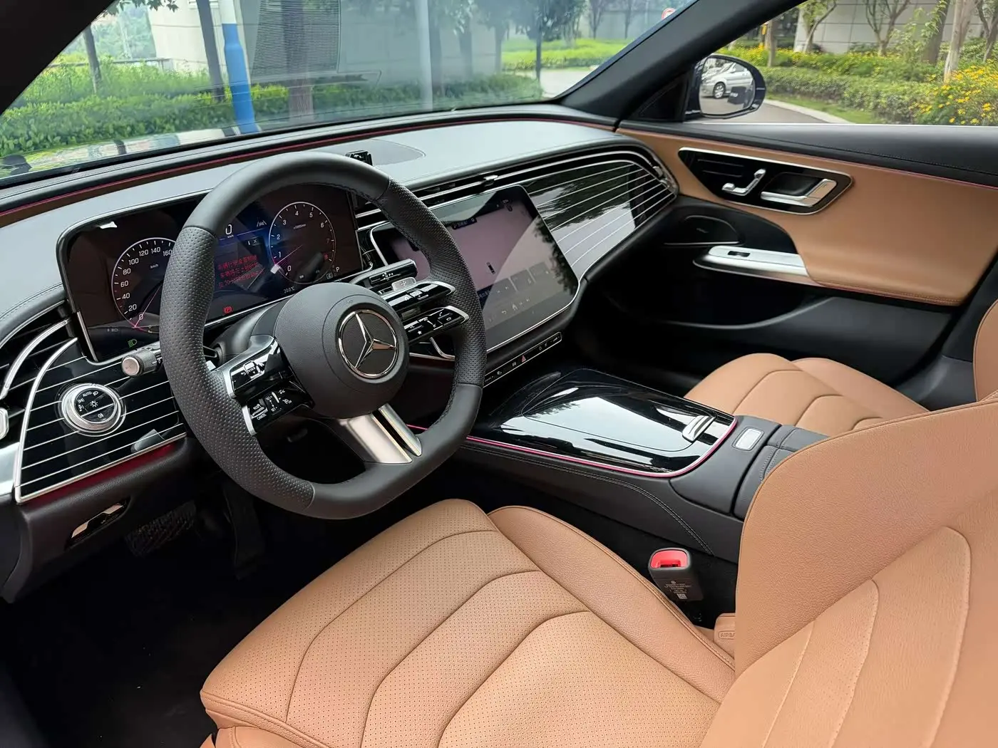 Mercedes-Benz E-Class 2024 — Şəkil 4/9