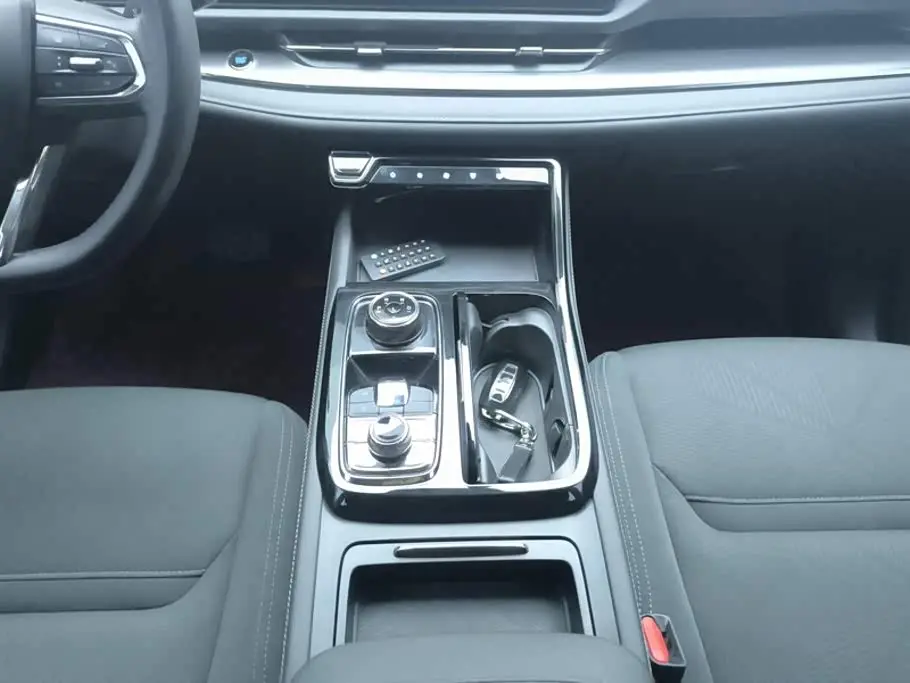 Ford Lingrui 2025 — Photo 16/16