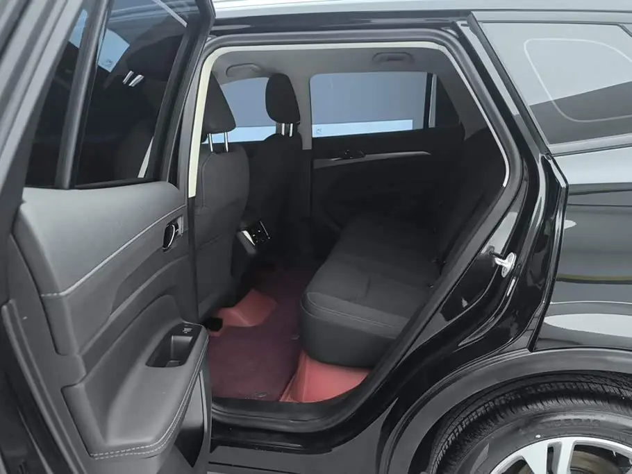 Ford Lingrui 2025 — Photo 11/16