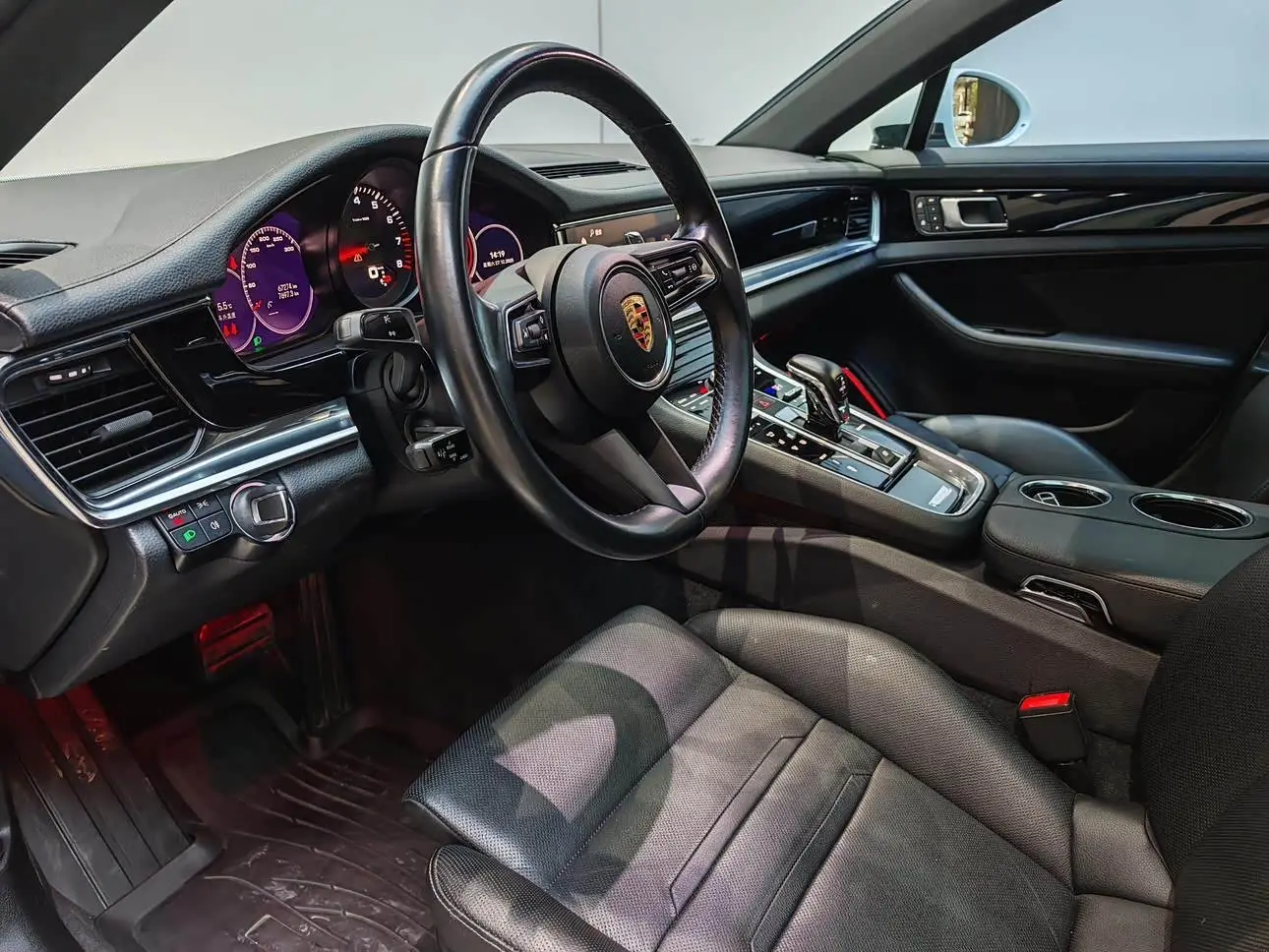 Porsche Panamera 2024 — Şəkil 9/18
