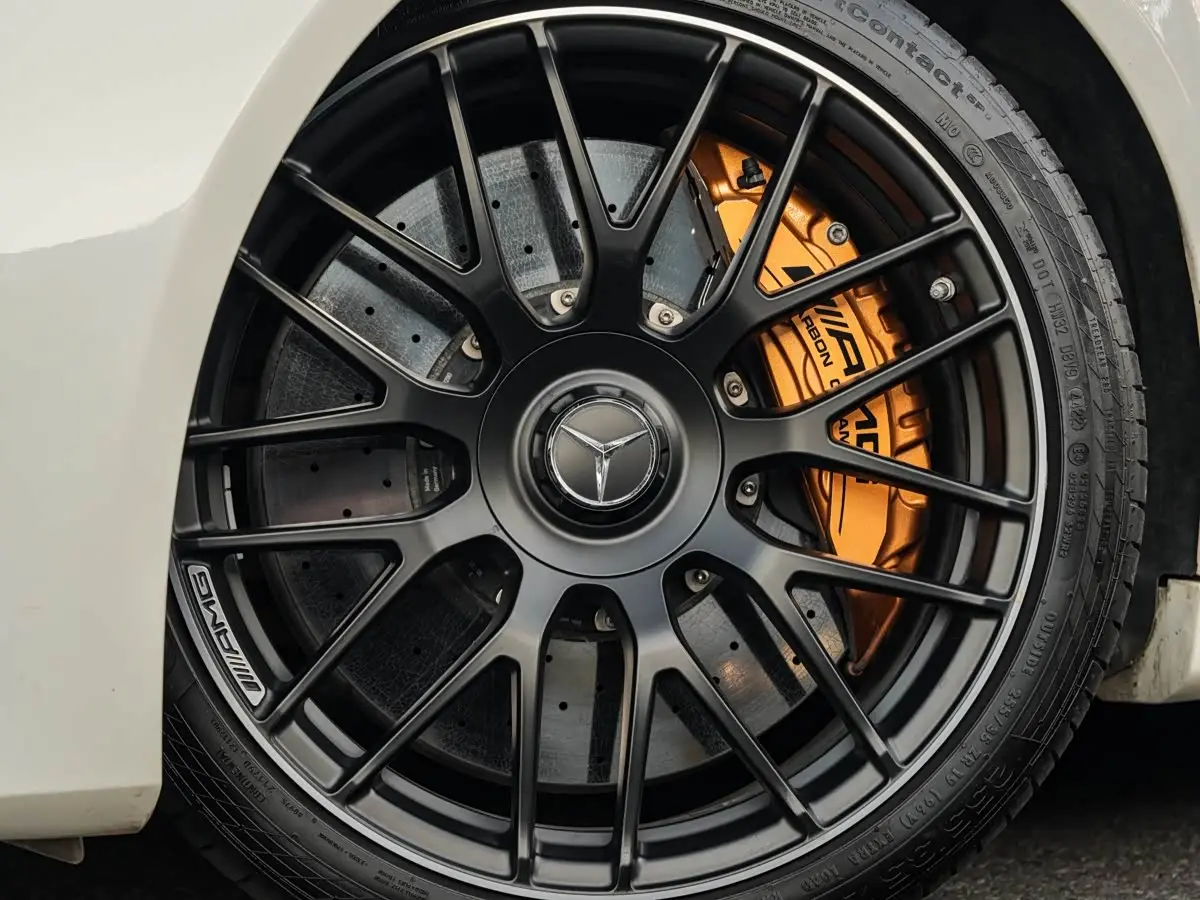 Mercedes-Benz C-Class AMG 2016 — Photo 8/17