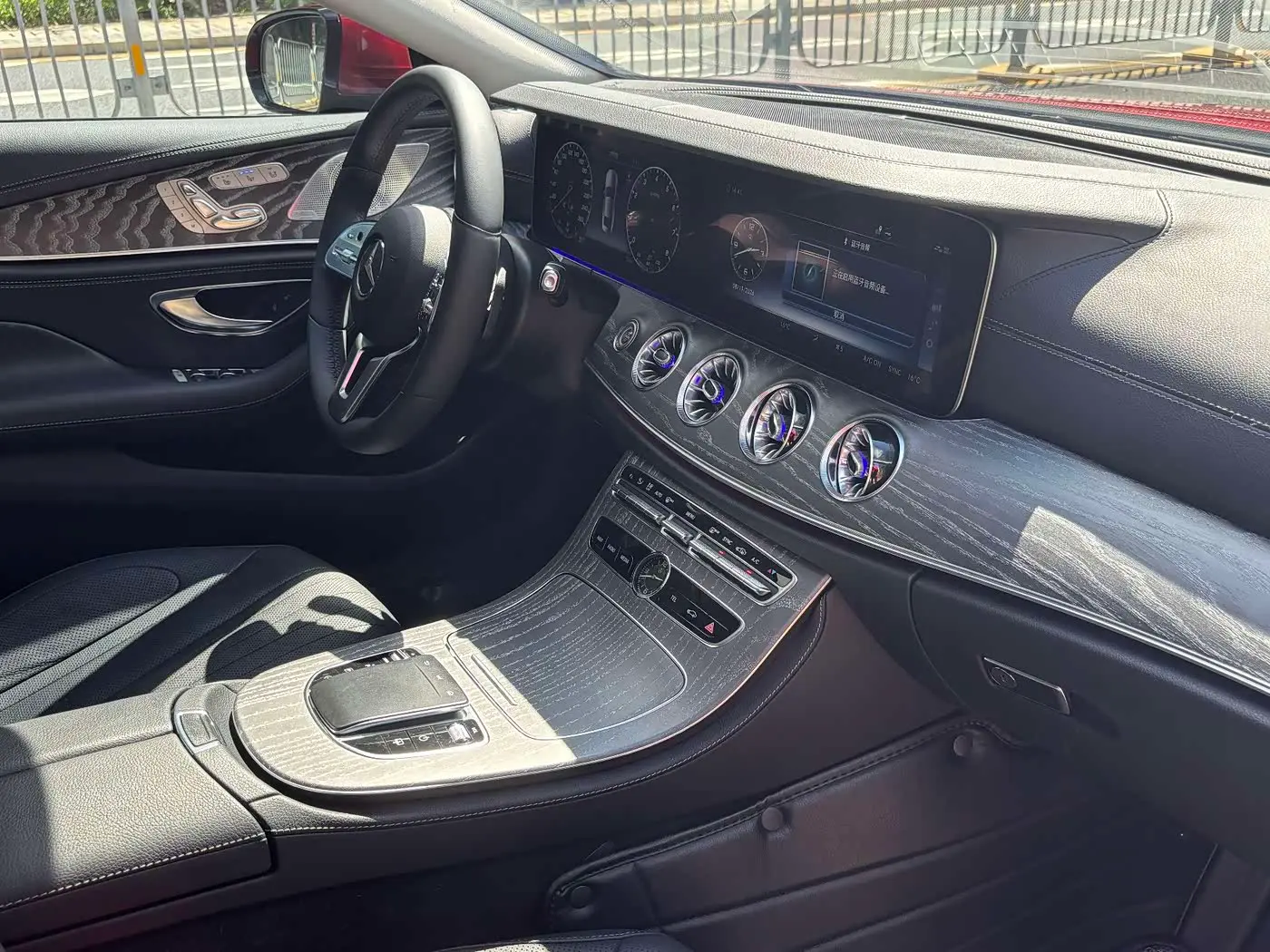 Mercedes-Benz CLS 2018 — Photo 9/20