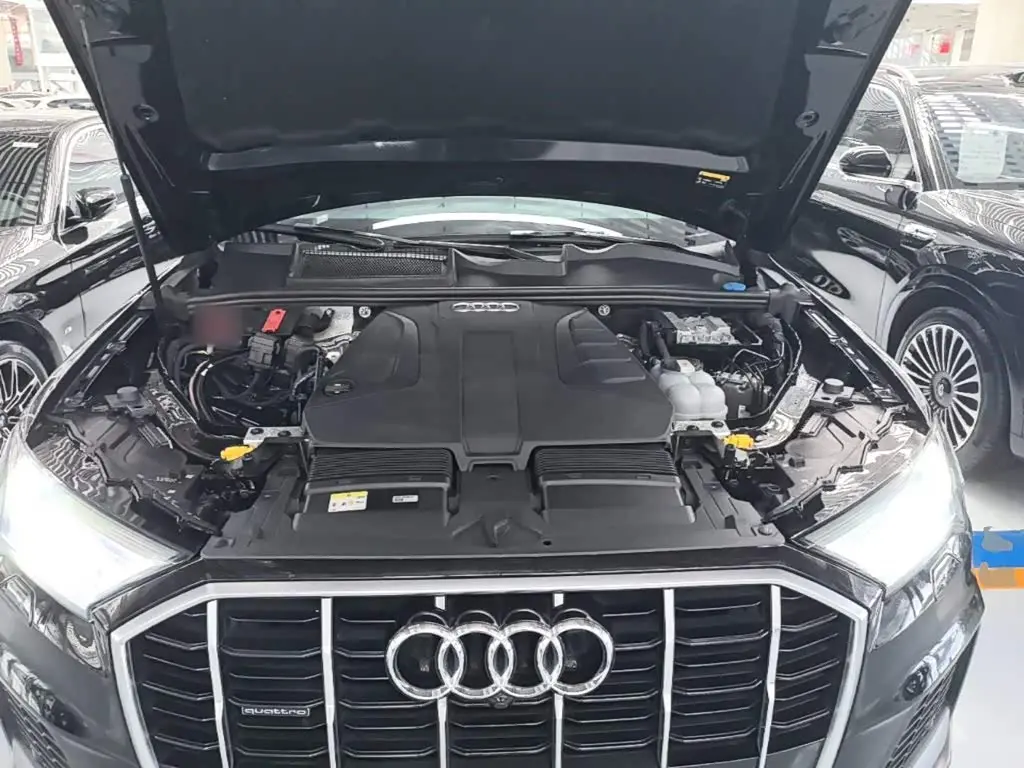 Audi Q7 2021 — Şəkil 20/20