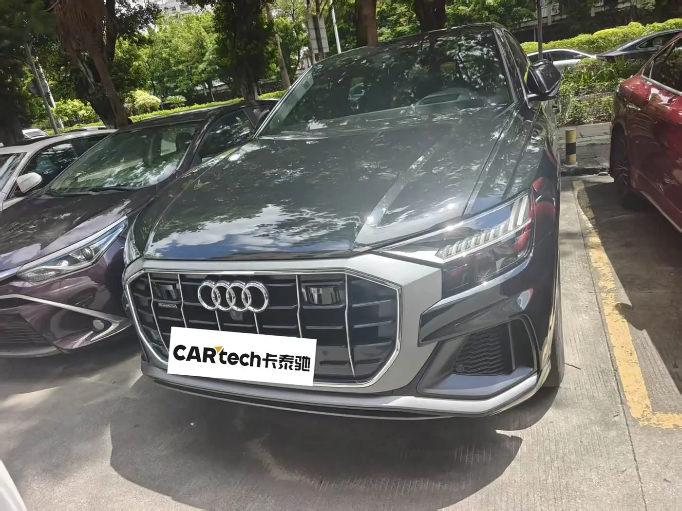Audi Q8 2022 — Фото 2/6