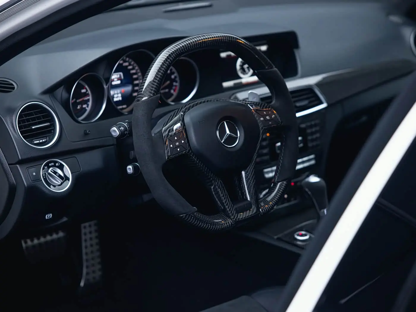 Mercedes-Benz C-Class AMG 2014 — ფოტო 9/20