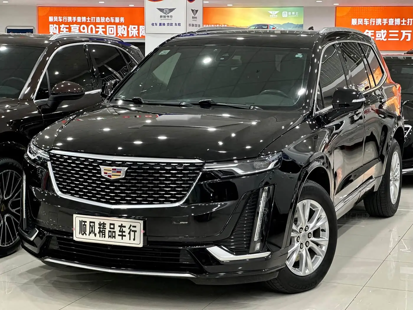 Cadillac XT6 2021 — Photo 1/20
