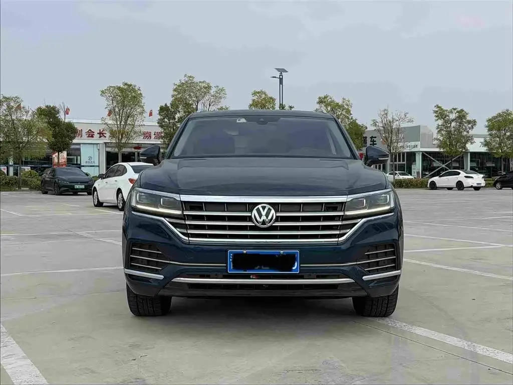Volkswagen Touareg 2019 — Şəkil 3/20