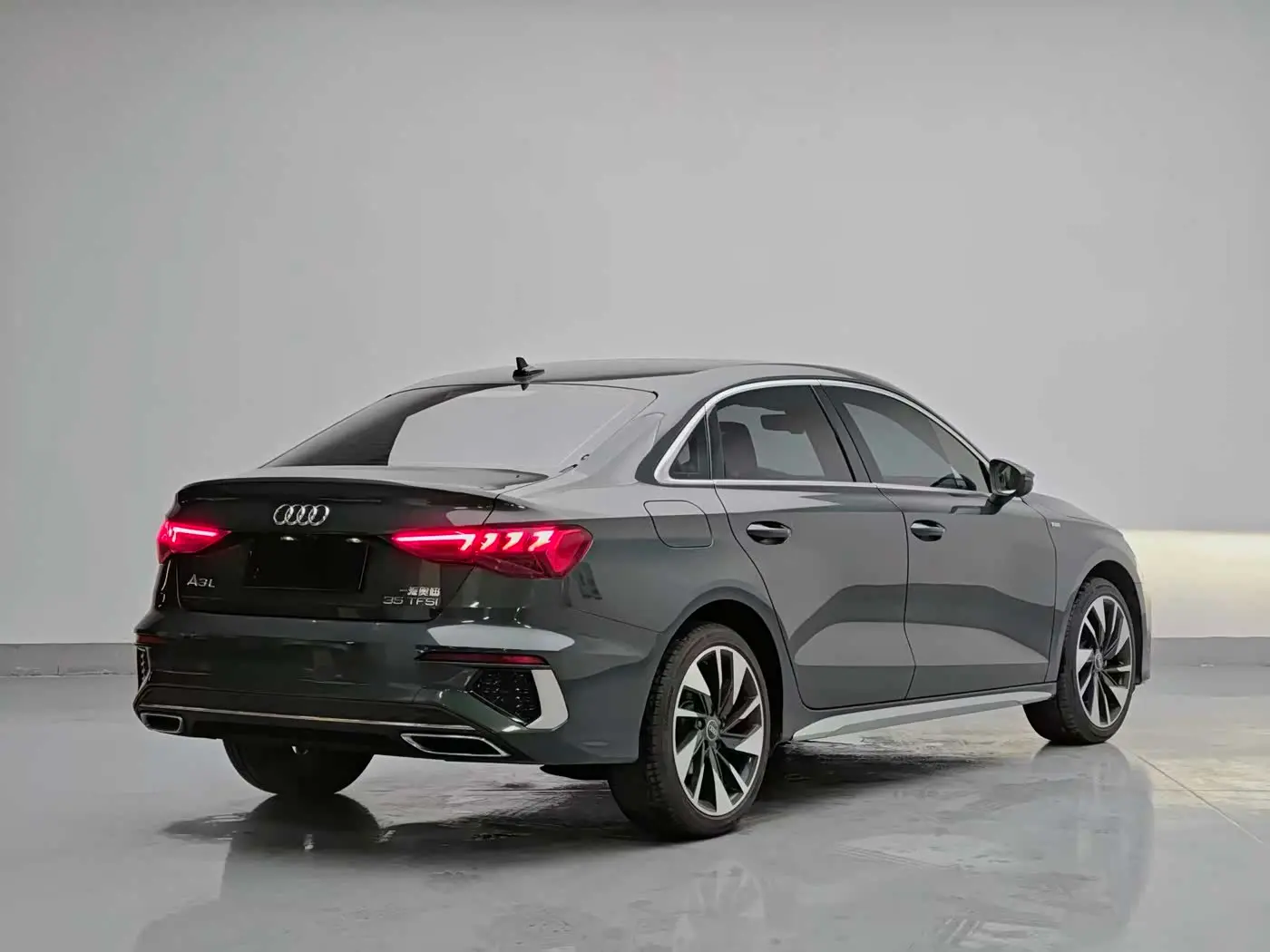 Audi A3 2023 — Photo 6/20
