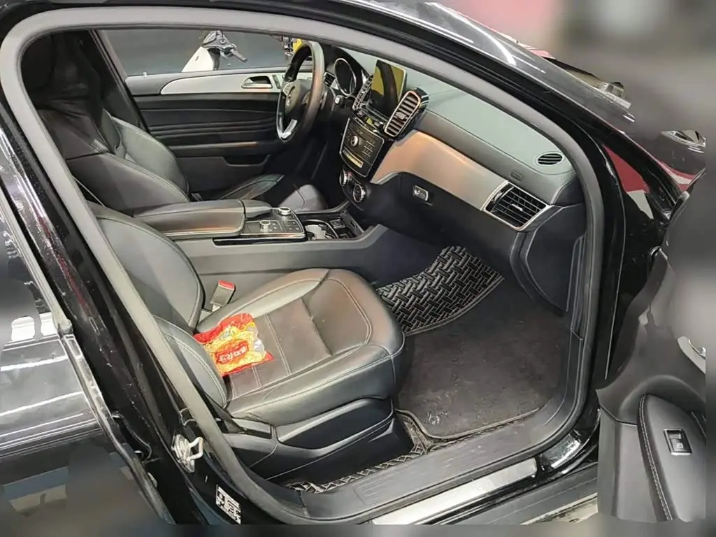 Mercedes-Benz GLE Coupe 2018 — Фото 13/13