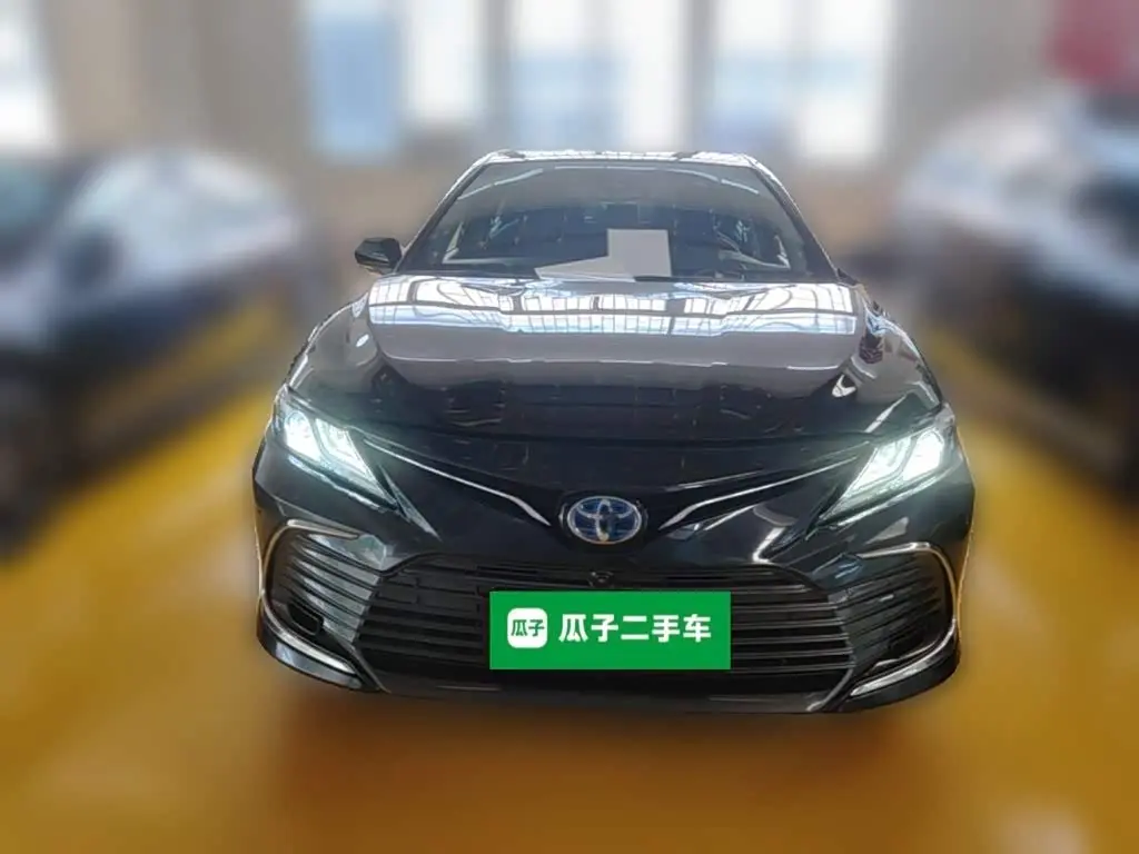 Toyota Camry 2021 — Photo 5/20