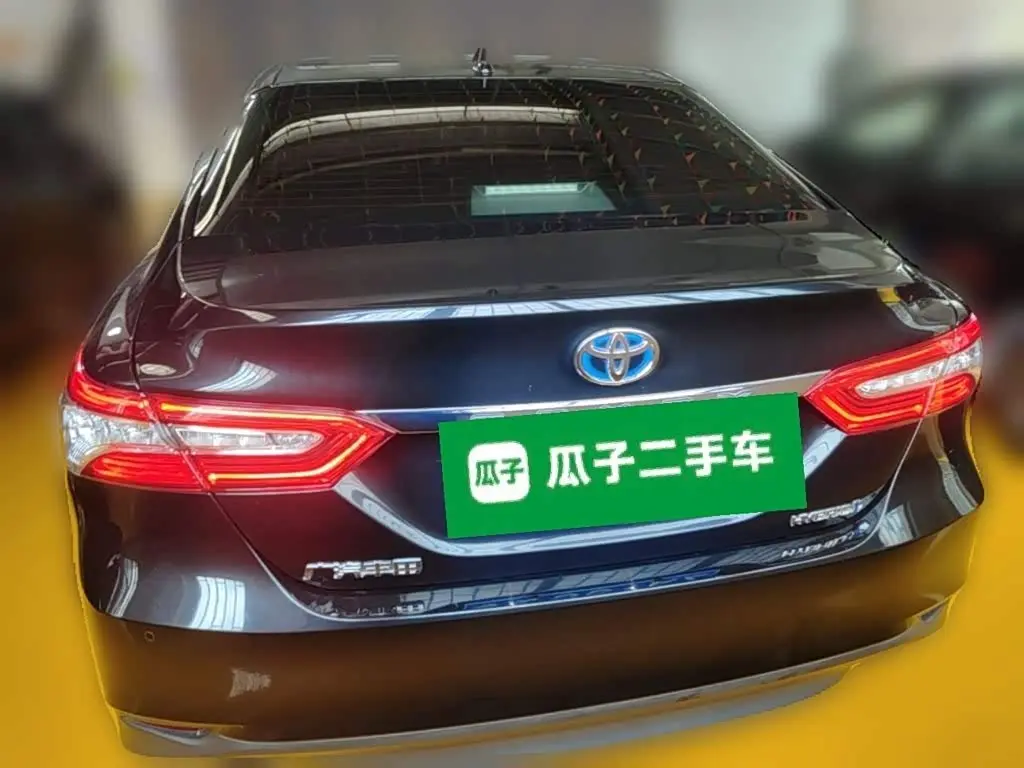 Toyota Camry 2021 — Photo 10/20