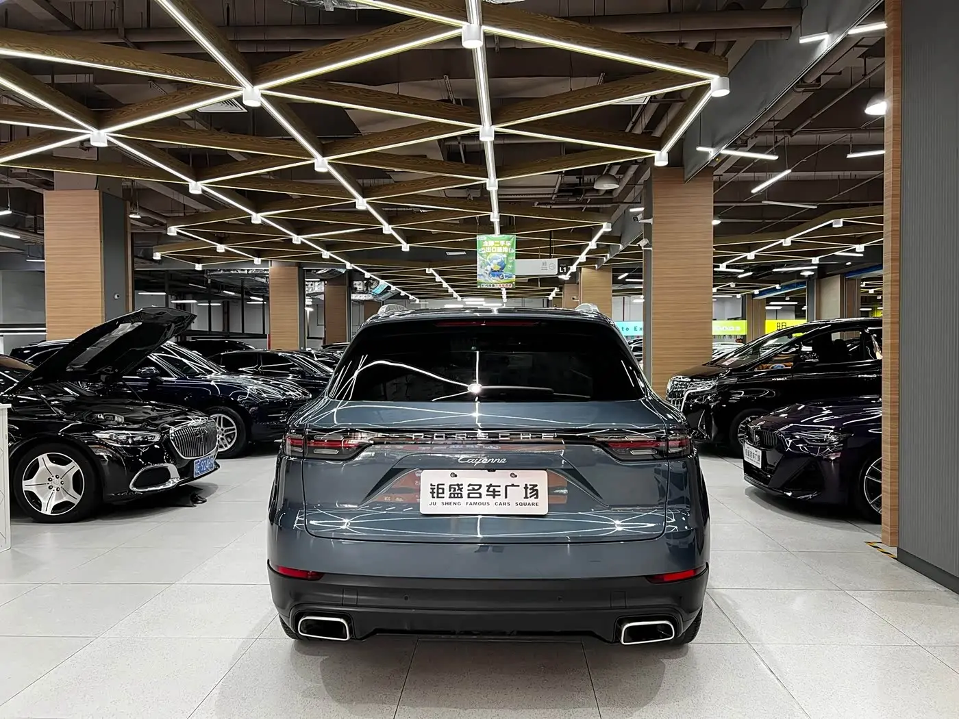 Porsche Cayenne 2018 — Photo 4/16
