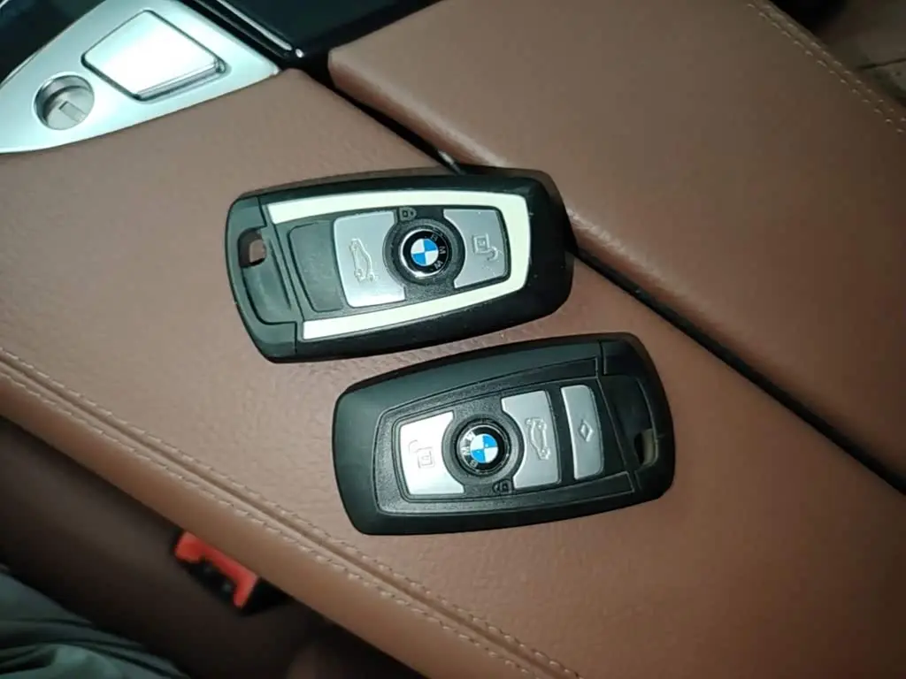 BMW 5 Series 2017 — Фото 9/20