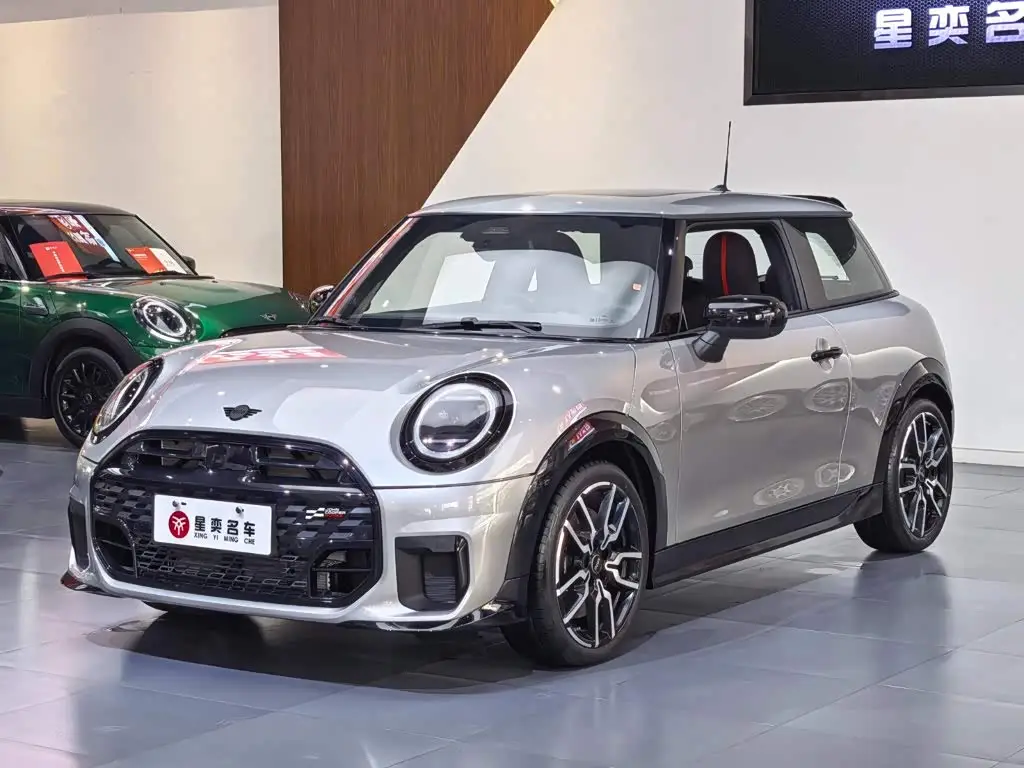 MINI MINI, 2026