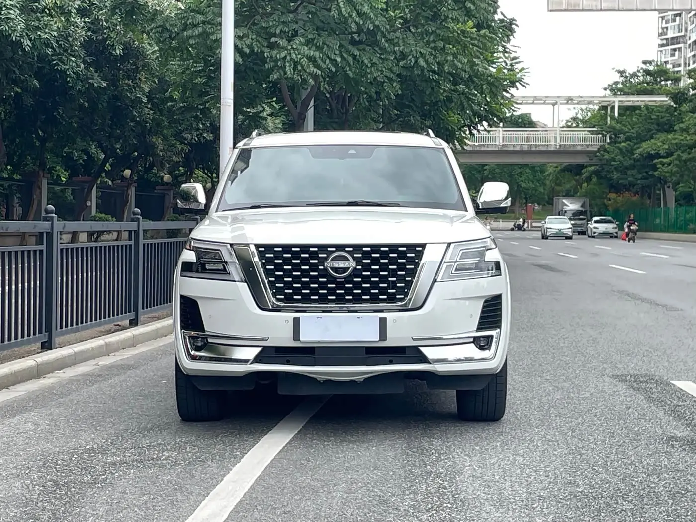 Nissan Patrol 2023 — Photo 2/20