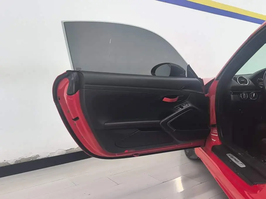 Porsche 718 2020 — Photo 7/16