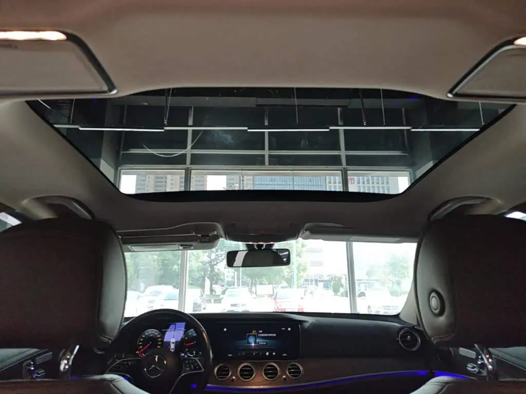 Mercedes-Benz E-Class 2021 — Şəkil 18/20