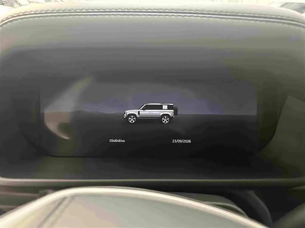 Land Rover Defender 2023 — Photo 7/19