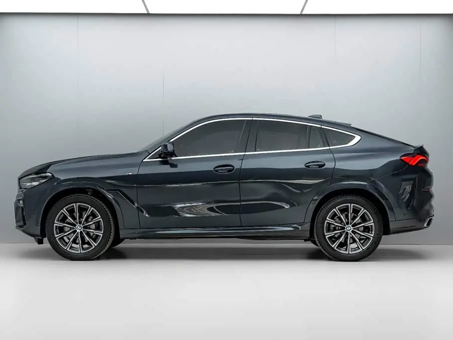 BMW X6 2021 — Фото 4/20