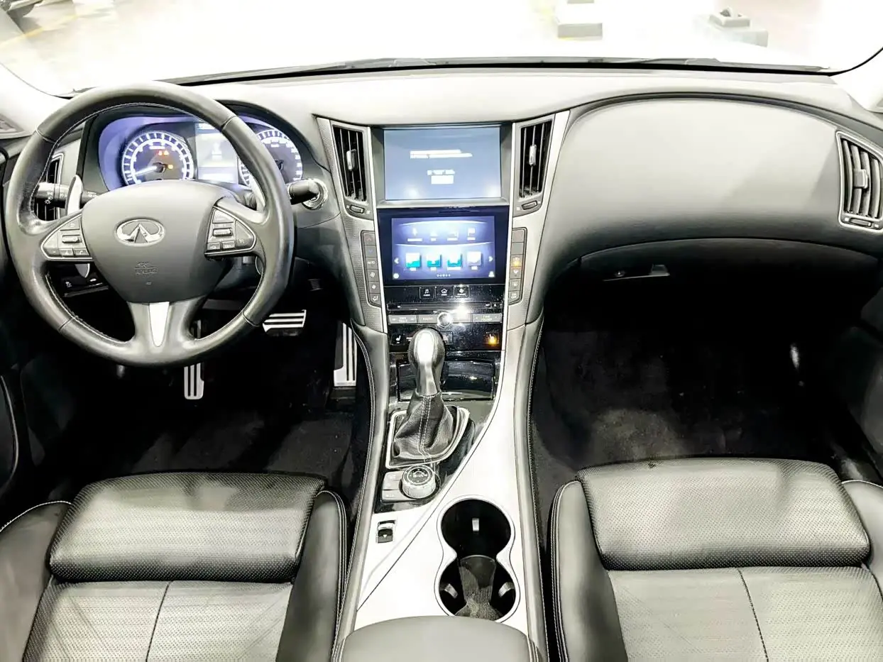 Infiniti Q50 2015 — Фото 6/13