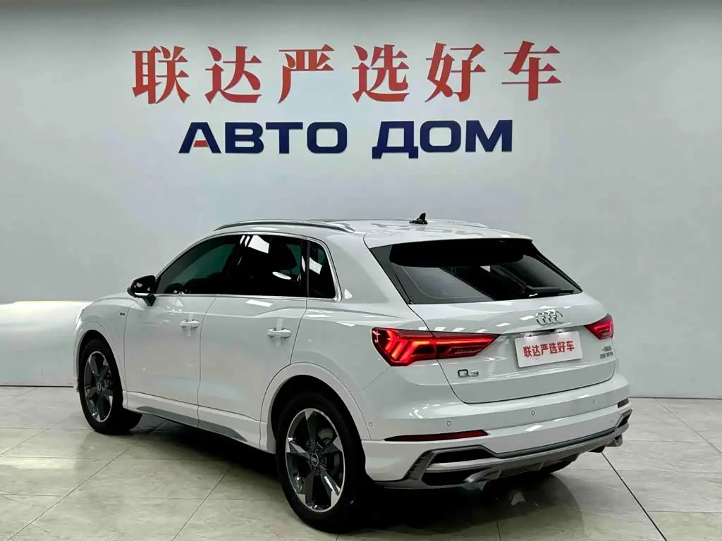 Audi Q3 2022 — Фото 4/20