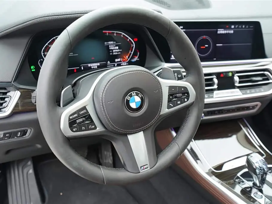 BMW X5 2020 — Photo 7/18