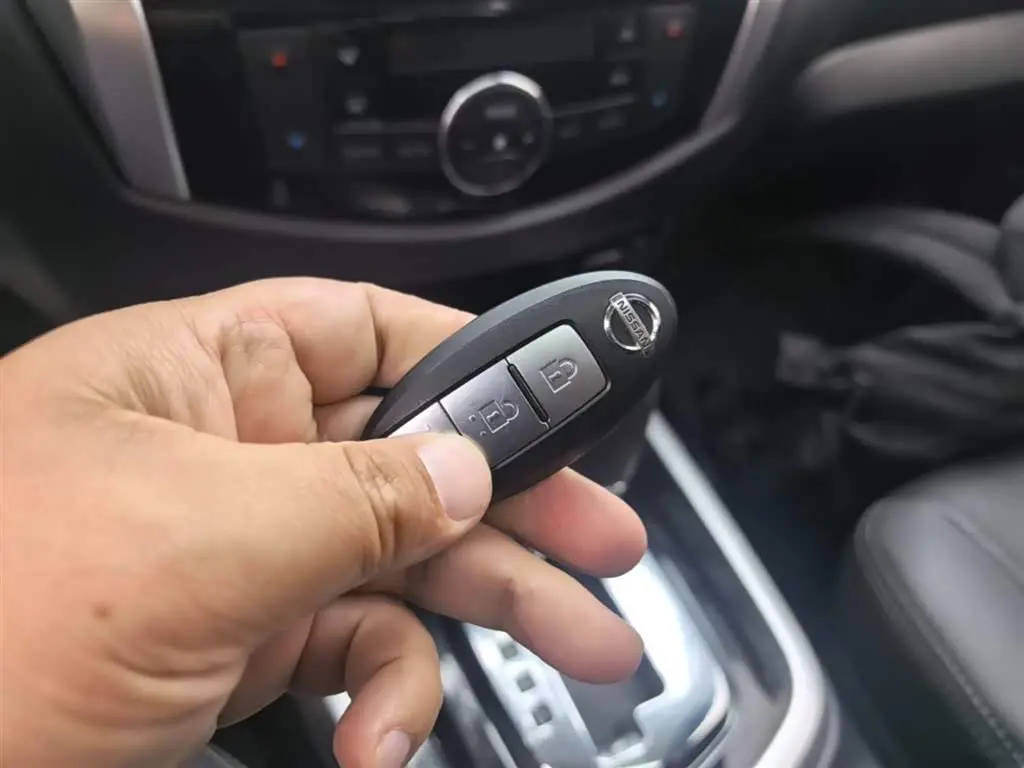 Nissan Terra 2021 — Photo 9/20