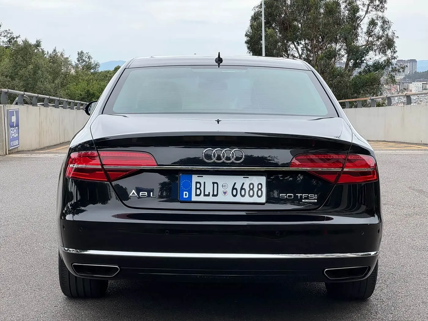 Audi A8 2015 — Photo 20/20