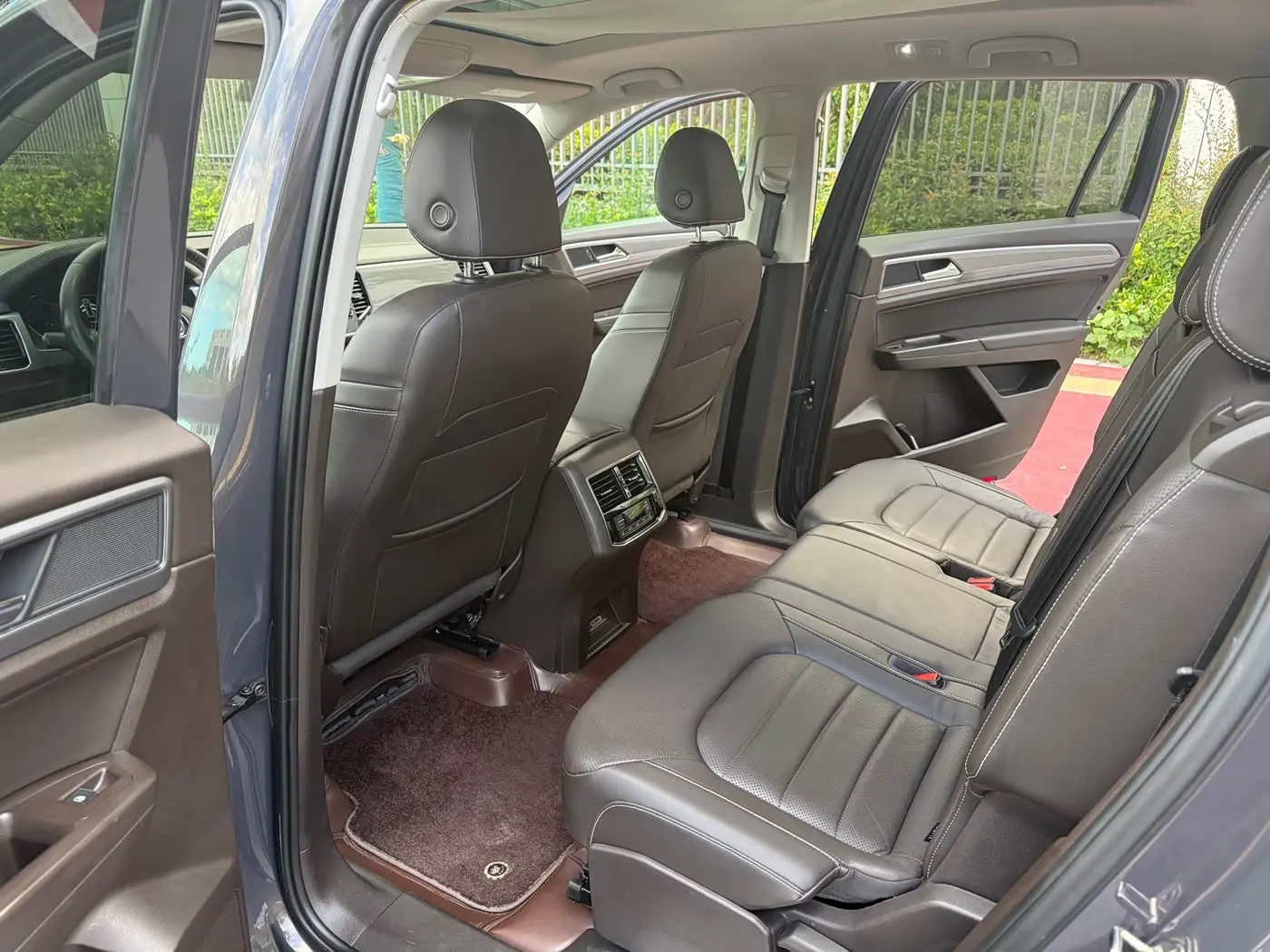 Volkswagen Teramont 2017 — Şəkil 10/19