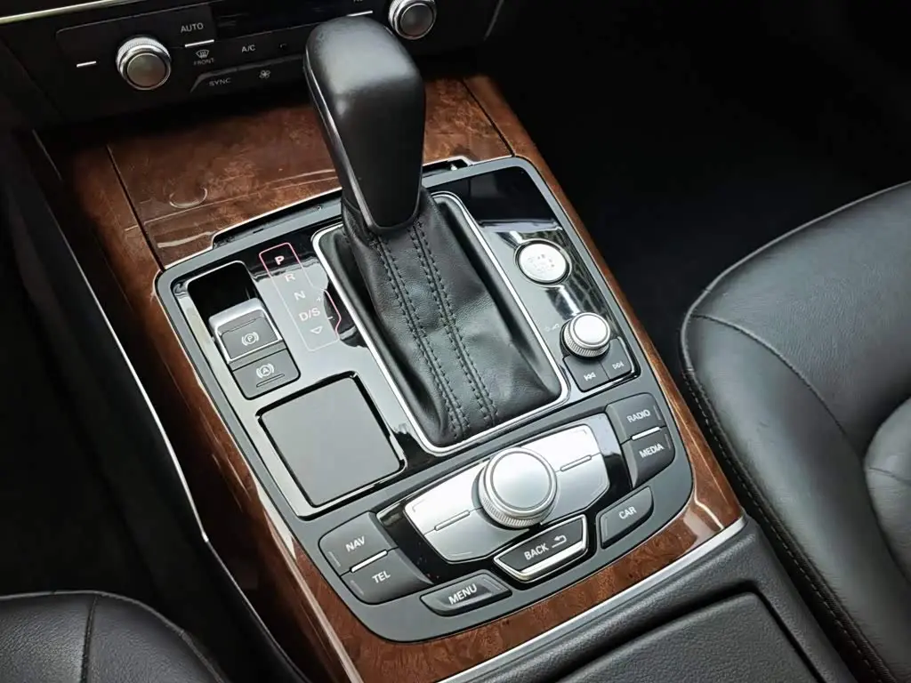 Audi A6L 2017 — Фото 18/19