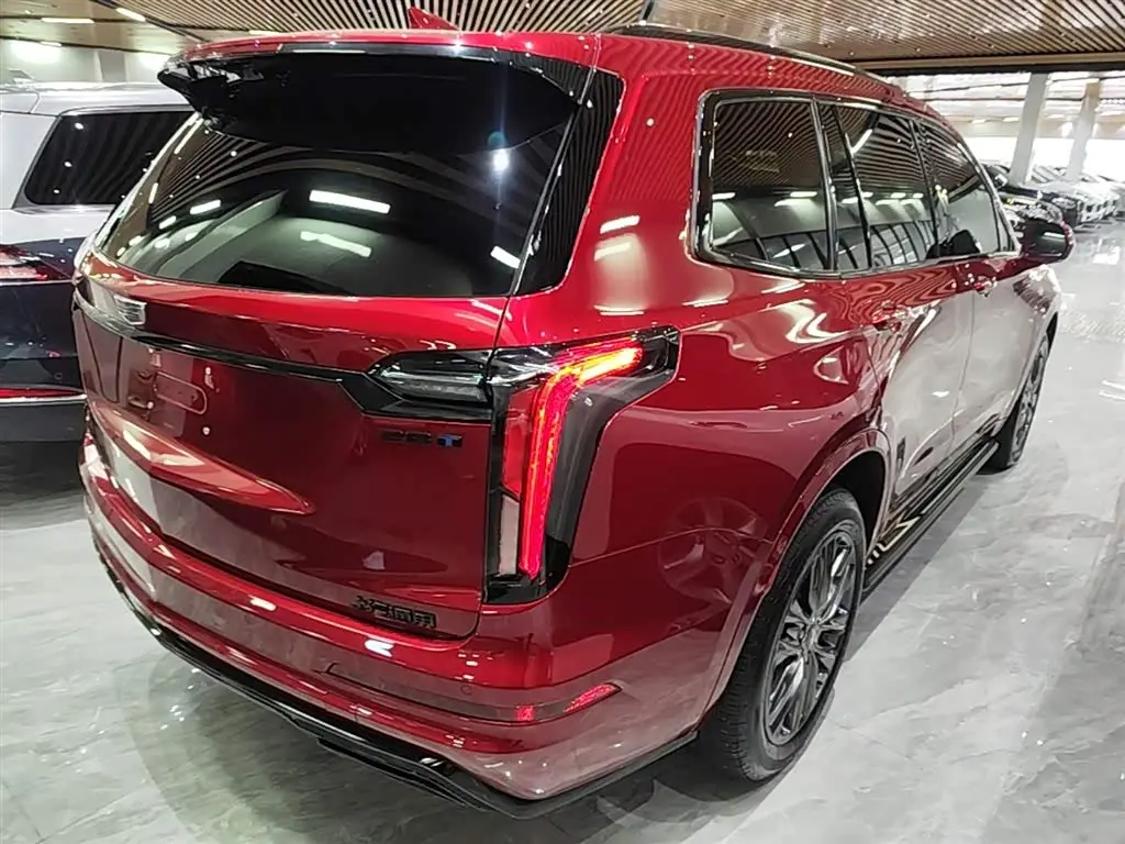 Cadillac XT6 2024 — Photo 7/20
