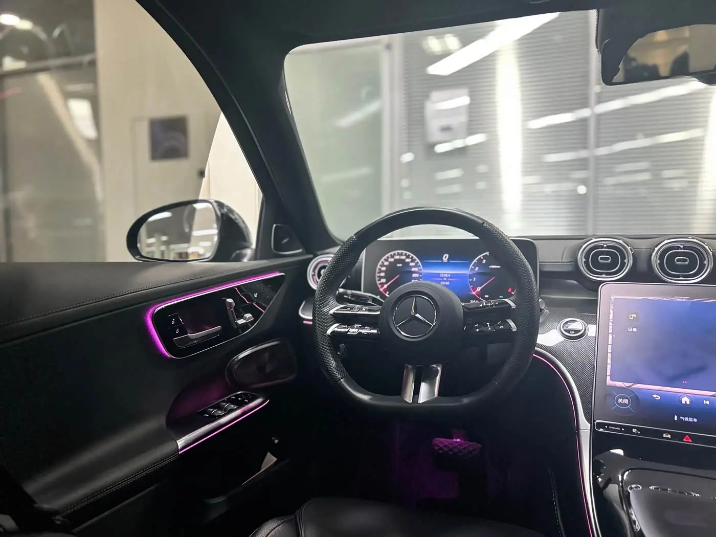 Mercedes-Benz C-Class 2024 — Фото 10/14