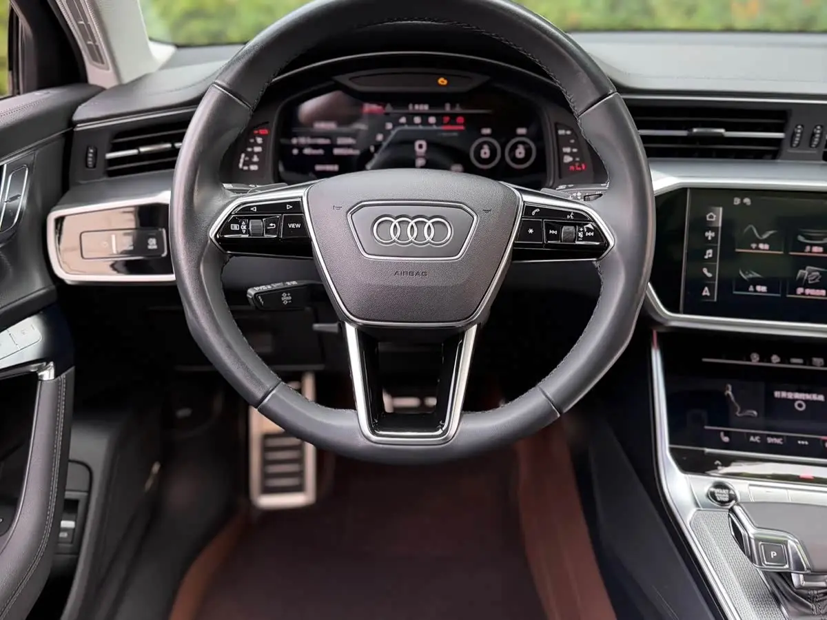 Audi A6 2022 — Фото 9/12