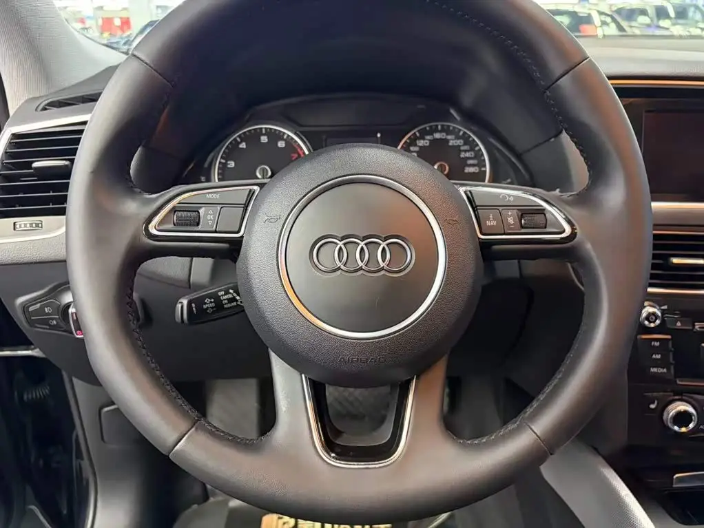 Audi Q5 2017 — Фото 7/16