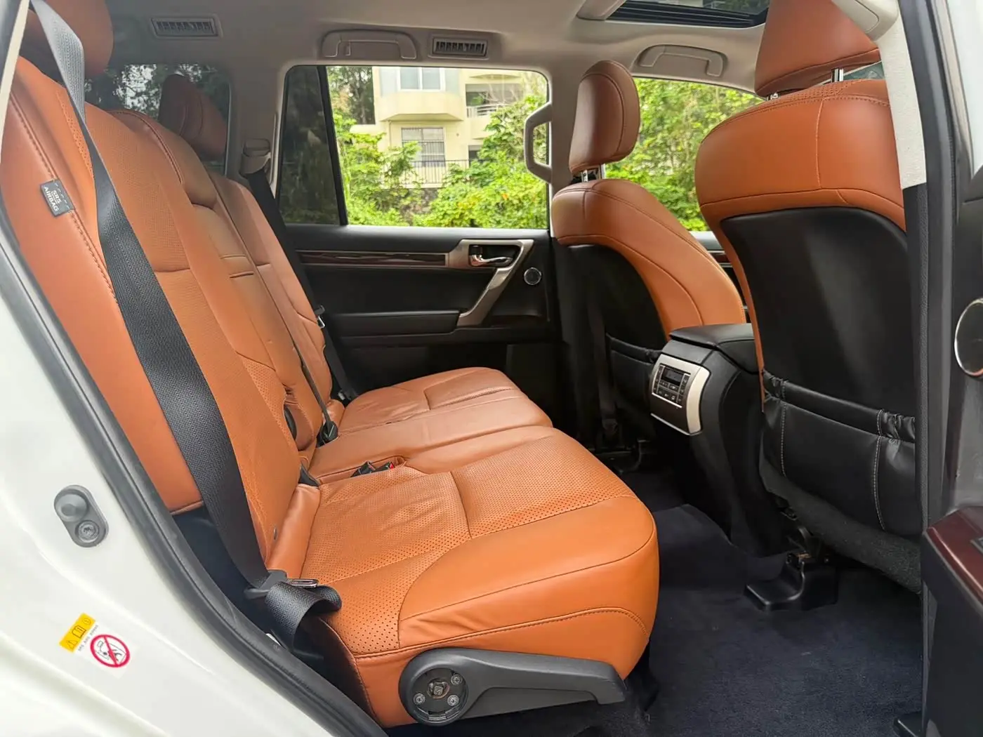 Lexus GX 2016 — ფოტო 8/19