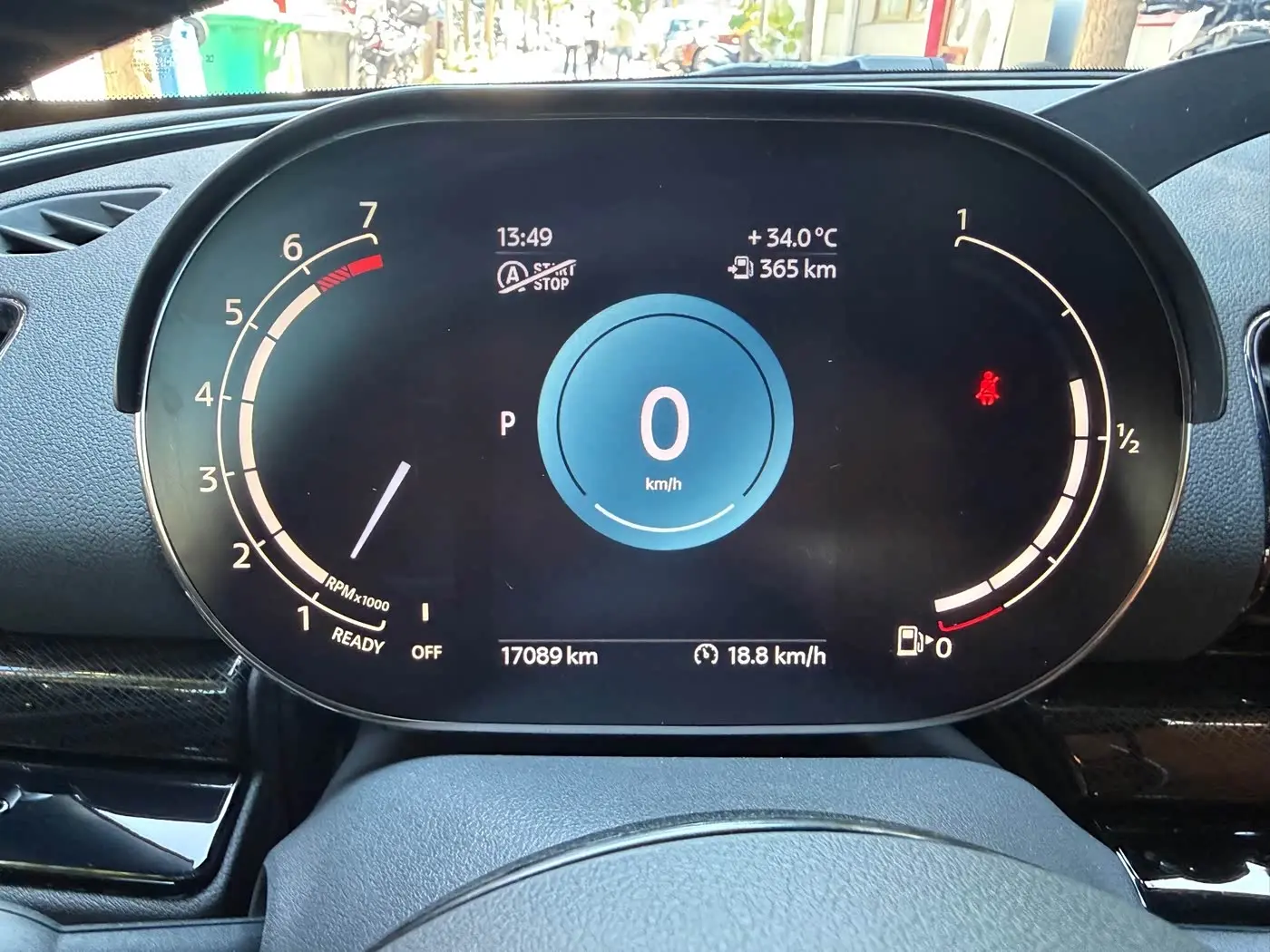 MINI CLUBMAN 2024 — Photo 15/18