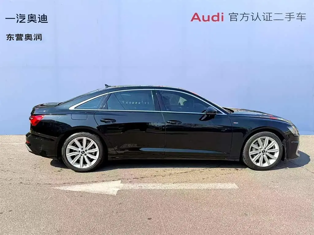 Audi A6L 2023 — Şəkil 7/10