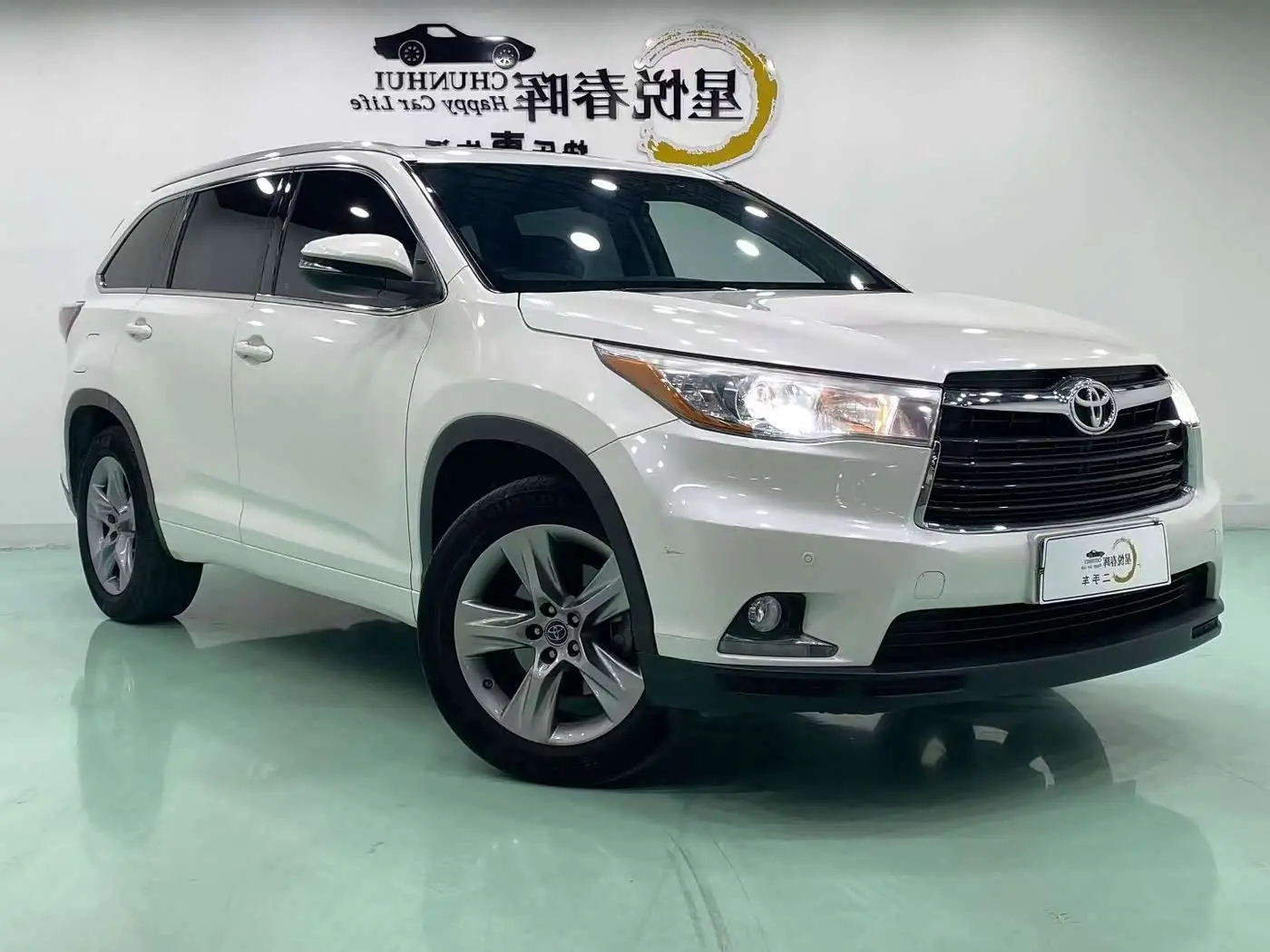 Toyota Highlander 2017 — Фото 3/9