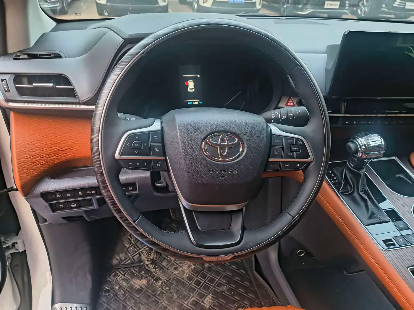 Toyota Granvia 2024 — Şəkil 10/20