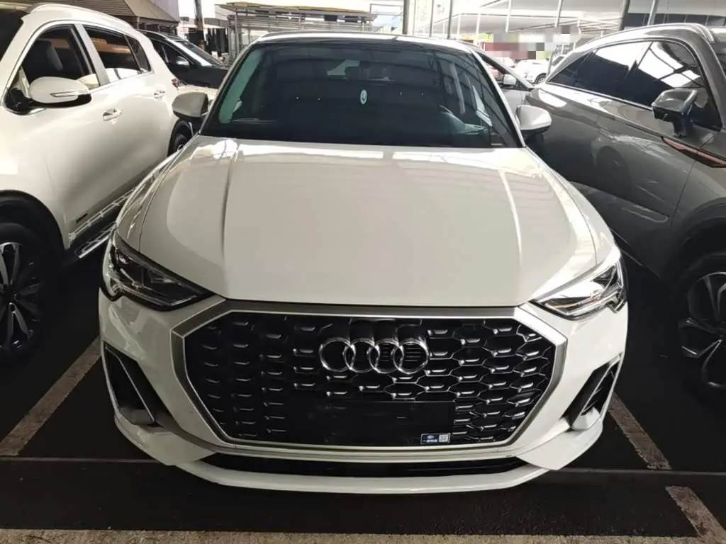Audi Q3 Sportback 2021 — Фото 3/20