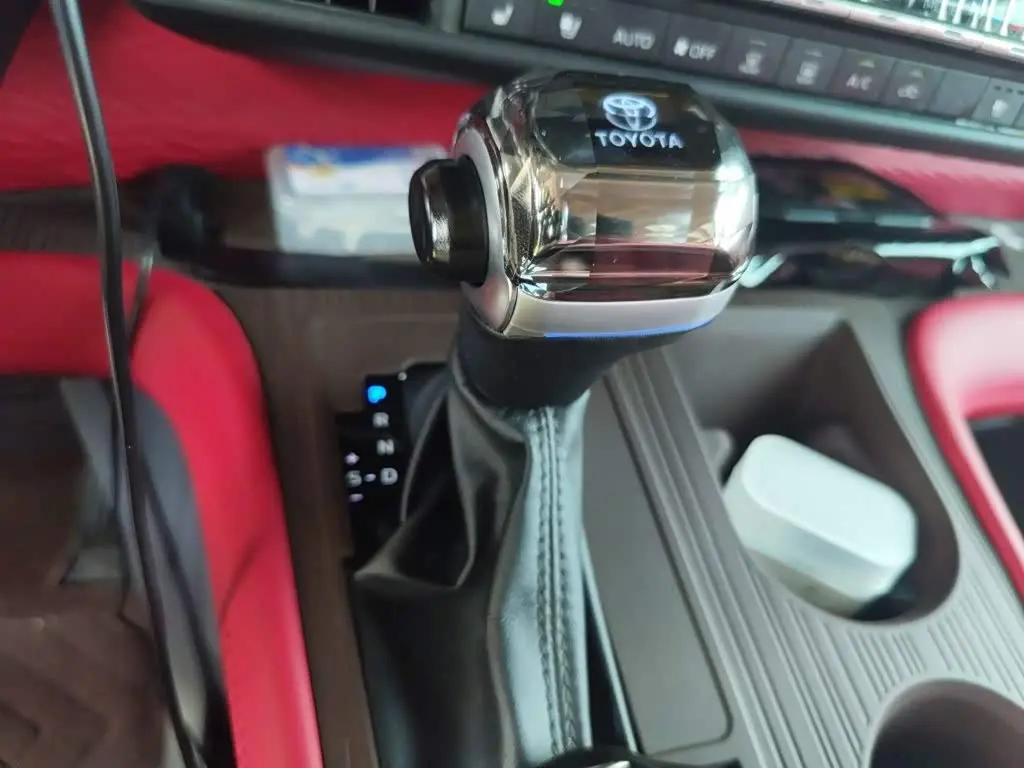 Toyota Sienna 2026 — Photo 7/20