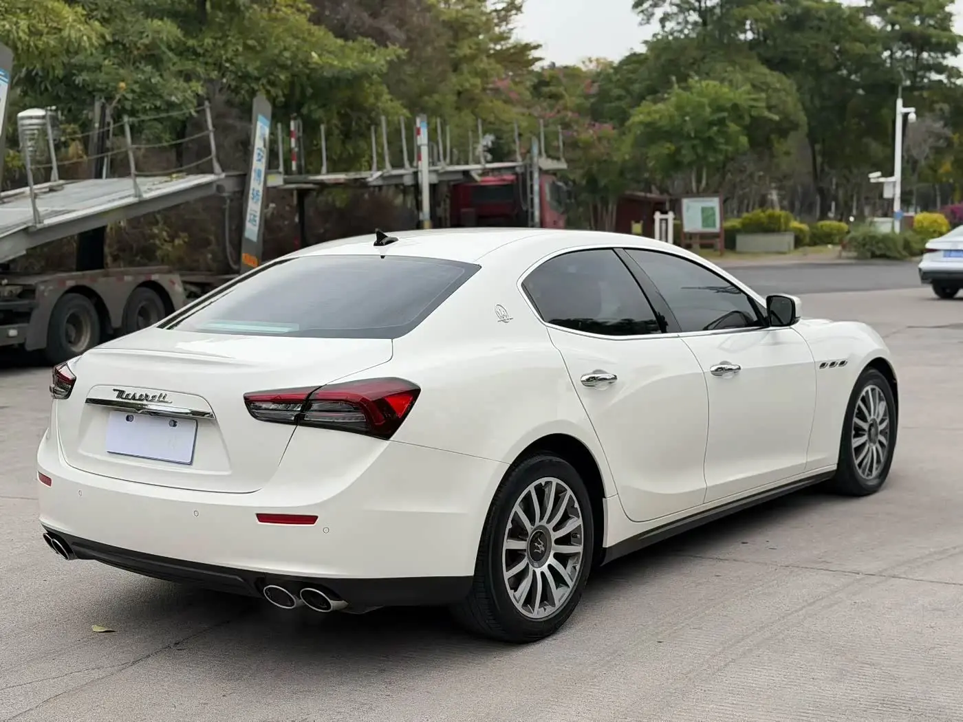 Maserati Ghibli 2015 — Şəkil 7/9
