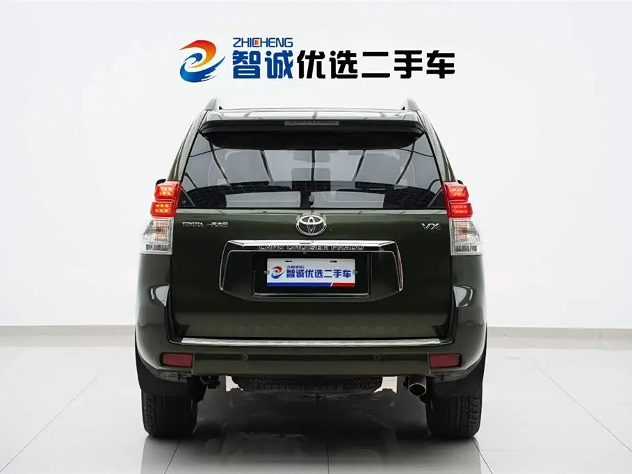 Toyota Prado 2011 — Photo 5/20