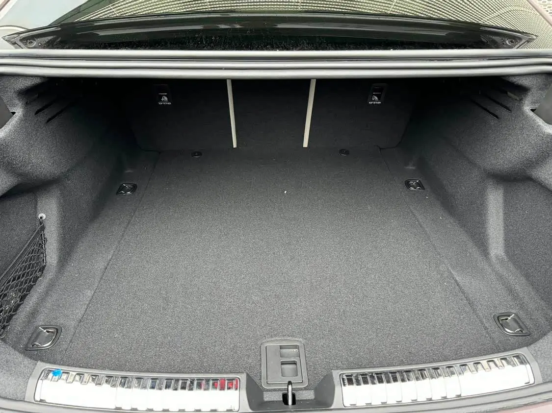 Audi A5L 2025 — Şəkil 18/20
