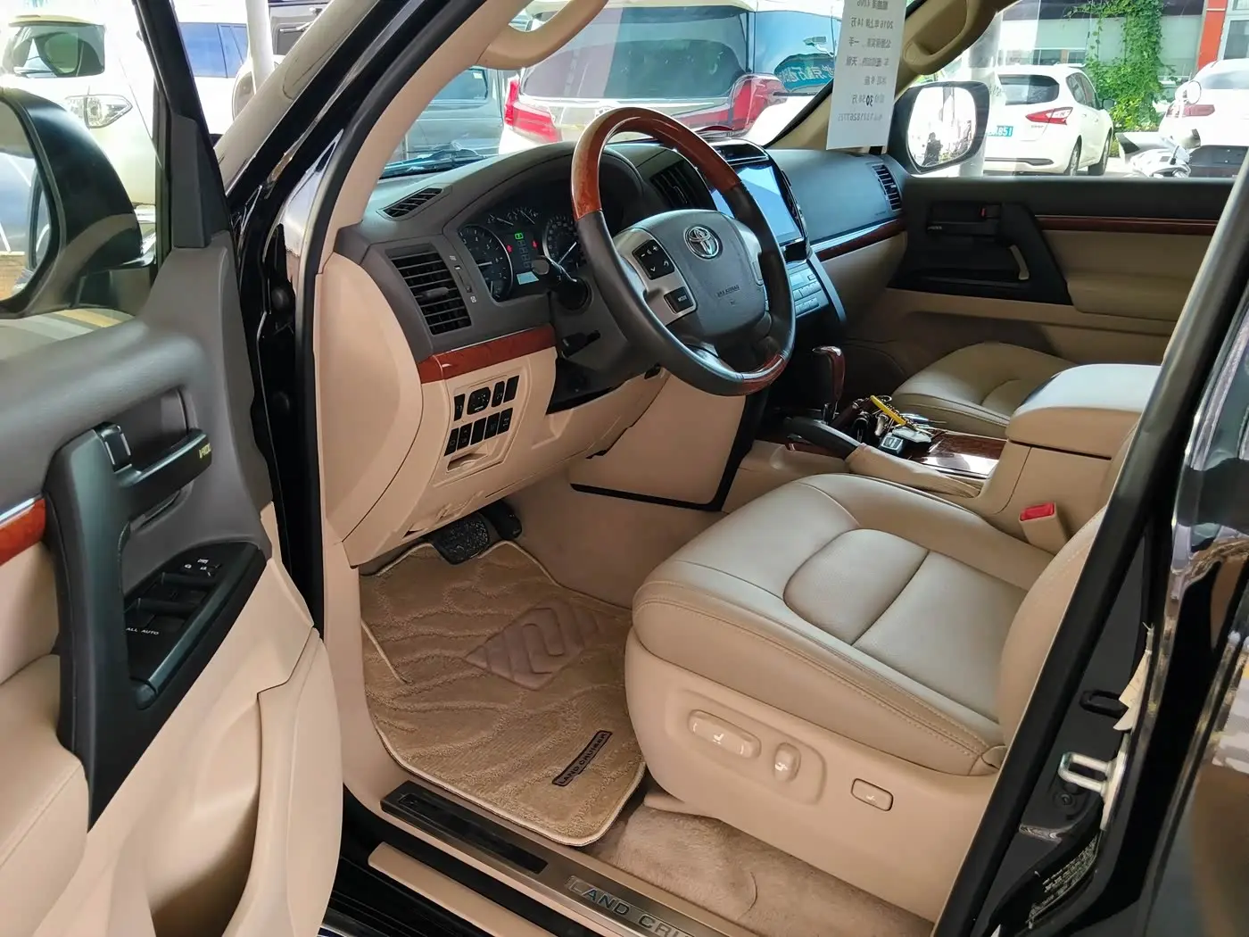 Toyota Land Cruiser 2016 — Фото 10/19