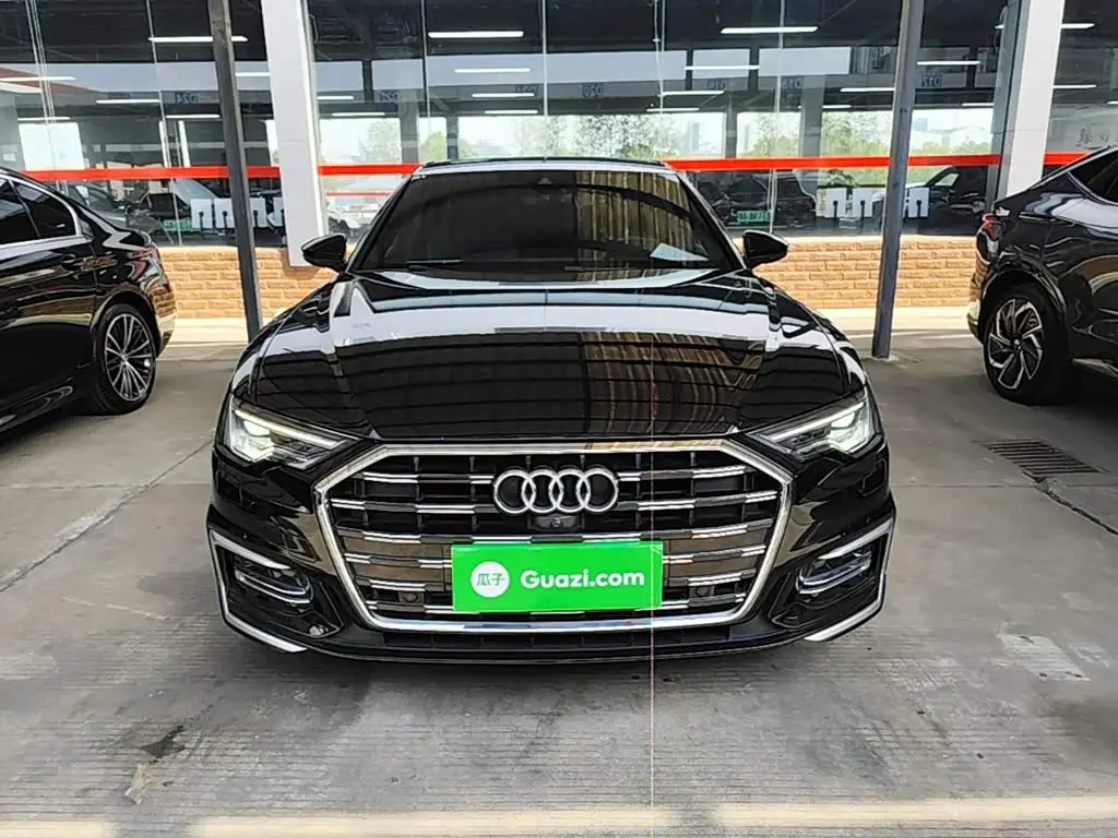 Audi A6L 2023 — Фото 2/19