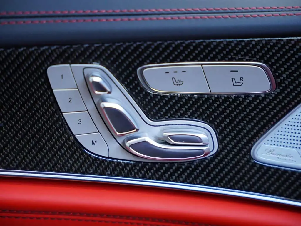 Mercedes-Benz AMG GT 2023 — Фото 16/20